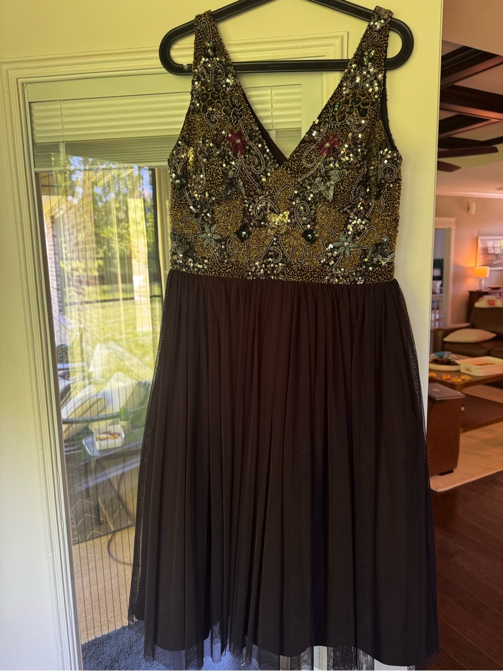 Adrianna Papell Black Tulle Embellished V-Neck Midi Dress
